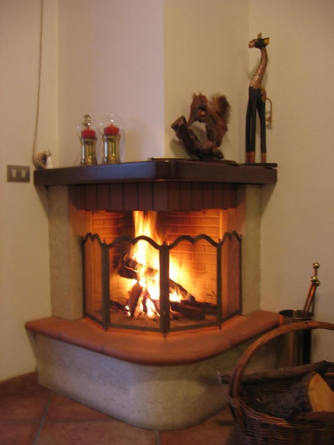 Bed and Breakfast Lo Scoiattolo E La Noce Stresa Exterior foto